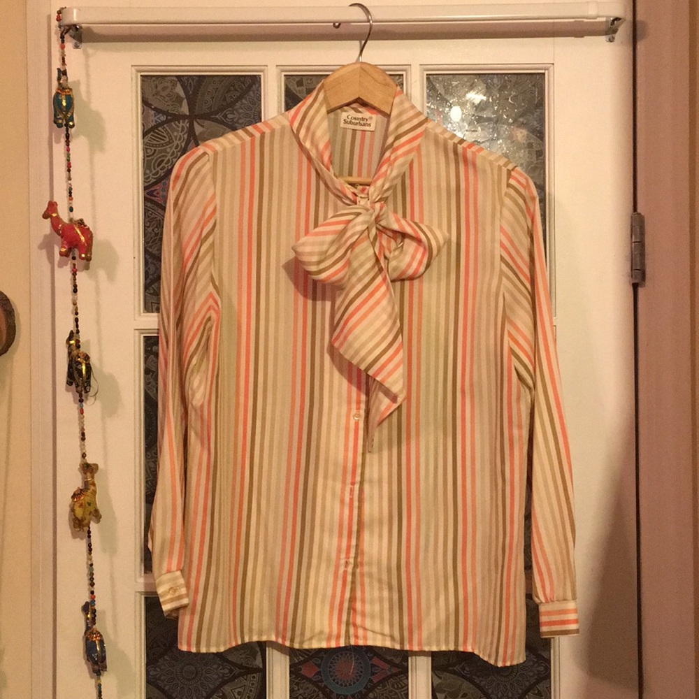 Vintage Country Suburbans Size 14 Blouse with Tie